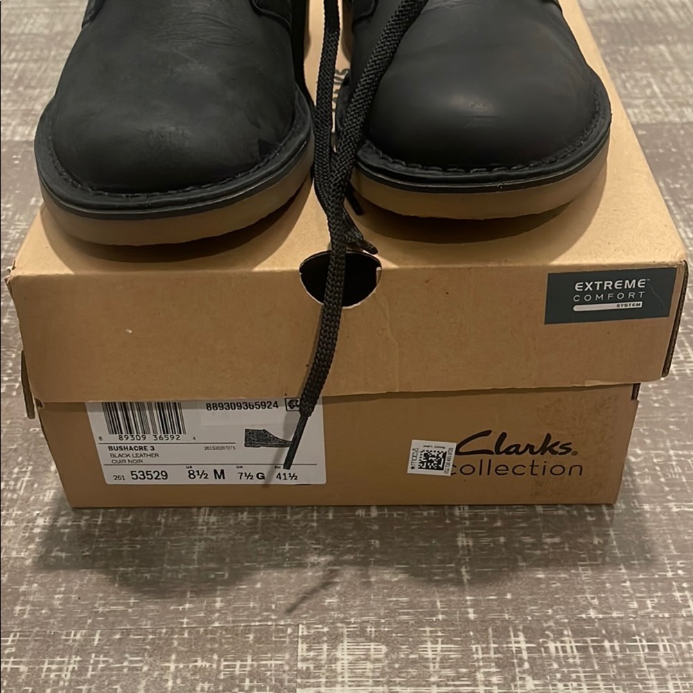 Clarks - Picture 5 of 11